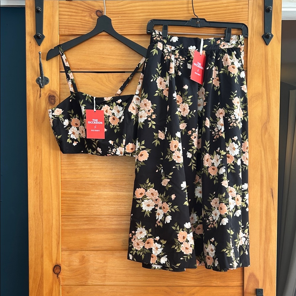 Old Navy Black Floral Two-Piece Set